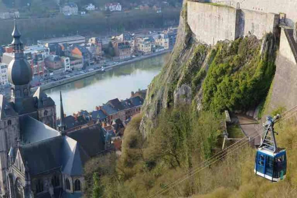 Huis Vikarti, A Lovely House With Incredible View Villa Dinant Luaran gambar