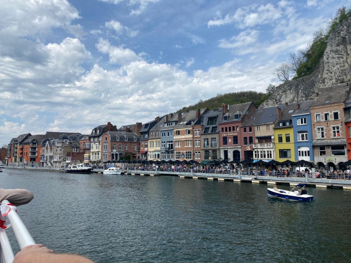 Vikarti Stay, A Lovely House With Incredible View Dinant Luaran gambar