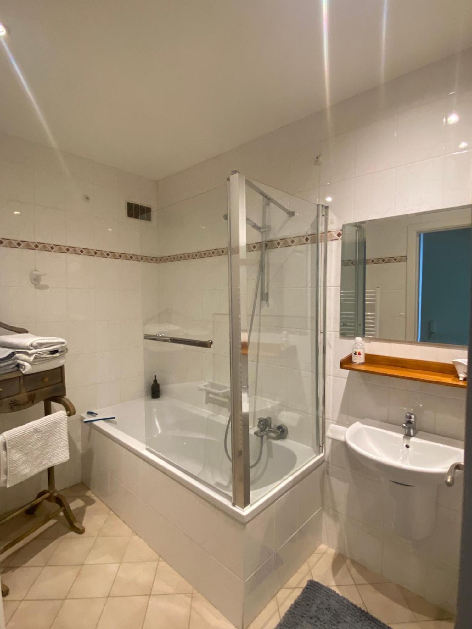 Vikarti Stay, A Lovely House With Incredible View Dinant Luaran gambar
